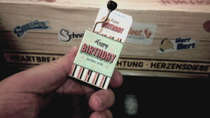 Musikbox zum Geburtstag • Happy Birthday •  ca. 4 x 5 cm (Spieluhr)